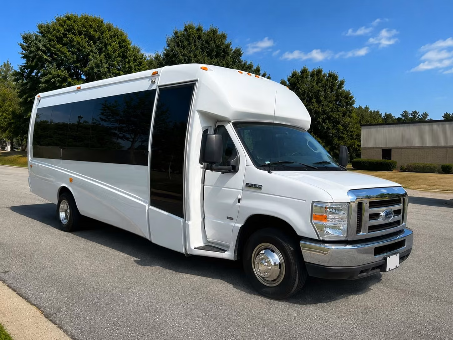 18 passenger minibus