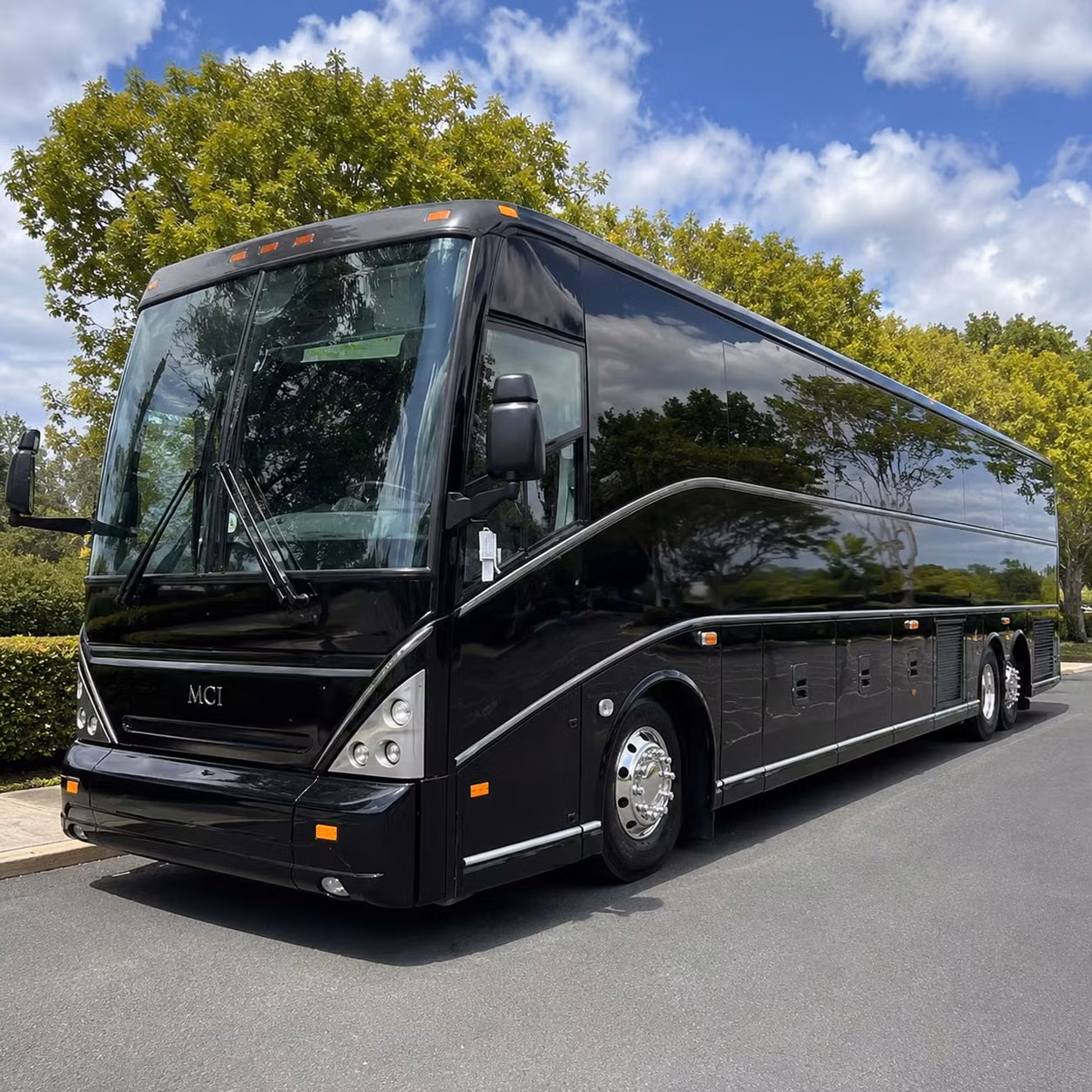 at t stadium concert buses the smartest way to get your group to the show