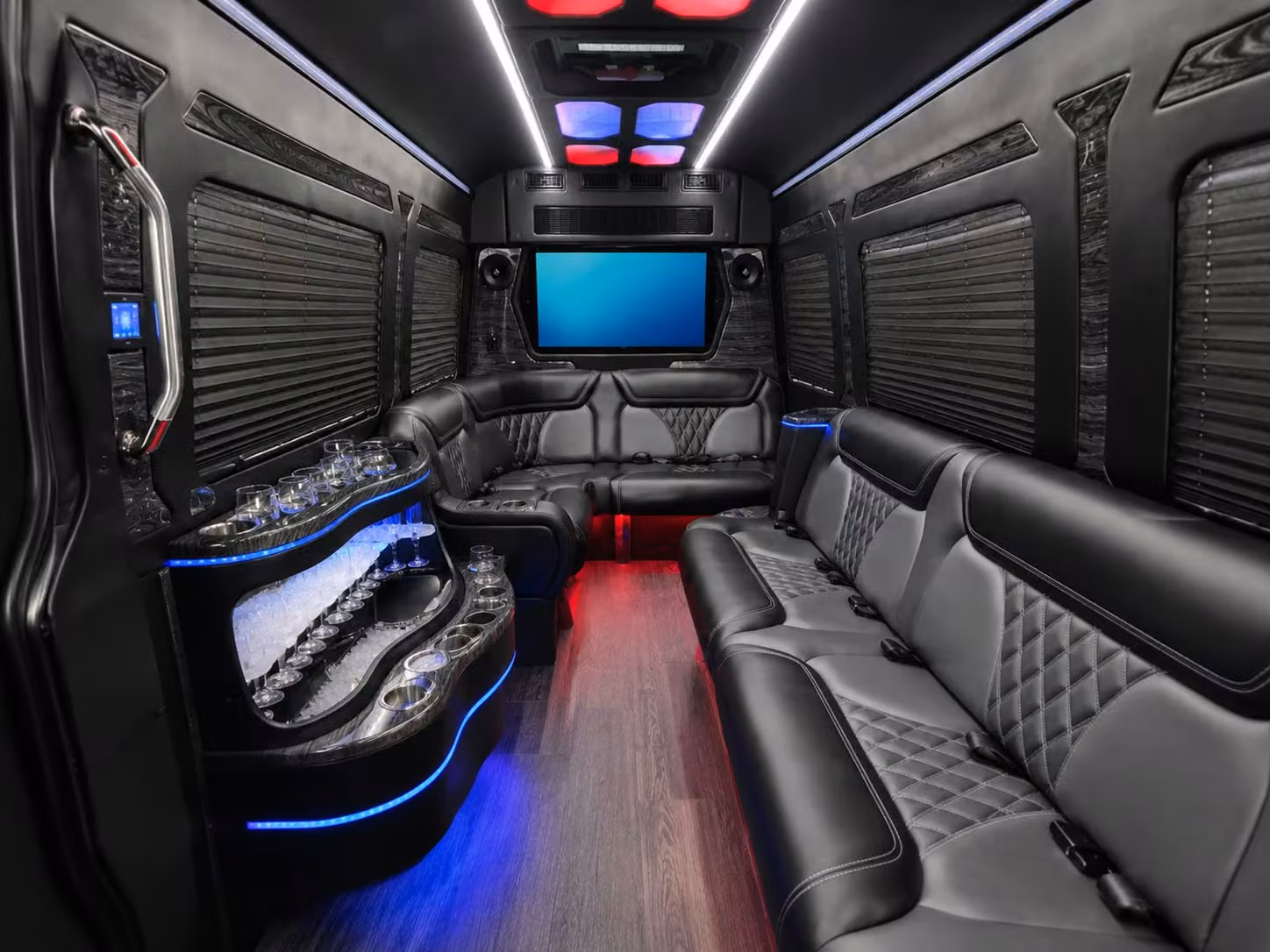 construction crew shuttles and shift worker transportation across tarrant county
