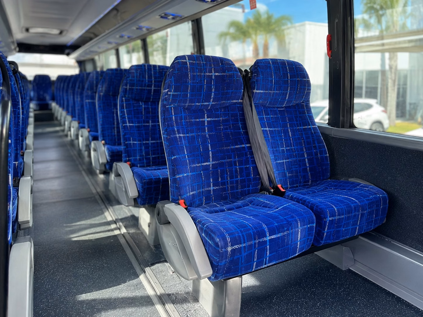 fan bus rentals for college and arena football events at choctaw stadium