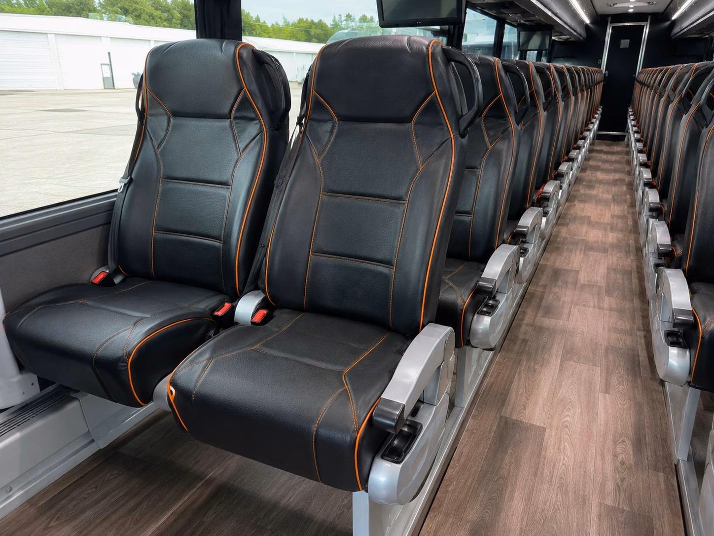 with busrentalarlington com booking a prom charter bus in arlington has never been simpler